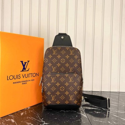 Louis Vuitton Avenue Slingbag