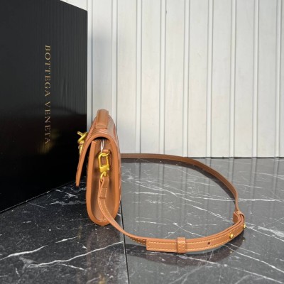 Bottega Veneta Long Clutch Andiamo