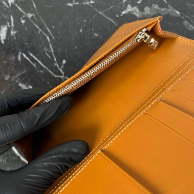 Louis Vuitton Brazza Wallet