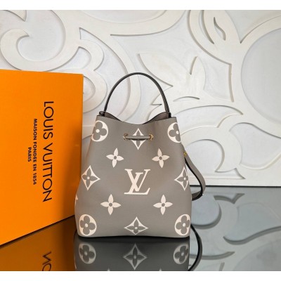 Louis Vuitton NeoNoe MM
