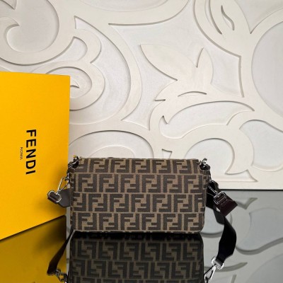 Fendi Baguette Medium