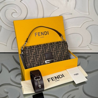 Fendi Baguette Medium