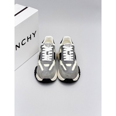 Givenchy Sneaker