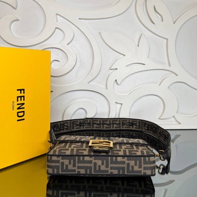 Fendi Baguette Medium