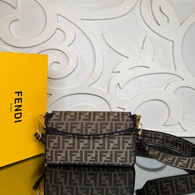Fendi Baguette Medium