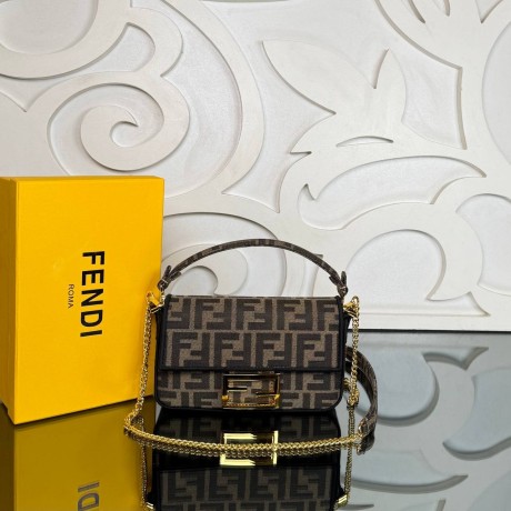 Fendi Baguette Mini