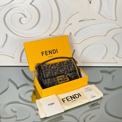 Fendi Baguette Mini