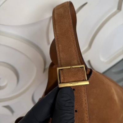 Saint Laurent Le 37 Medium