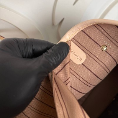 Louis Vuitton Neverfull GM