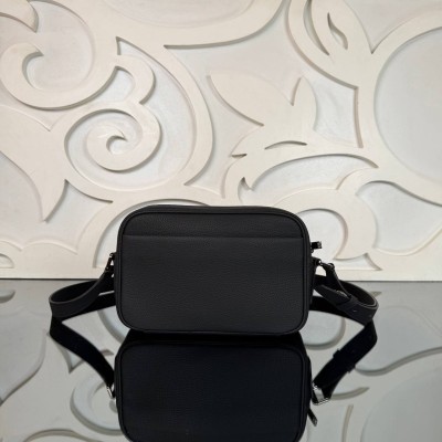 Dior CD Icon Zipped Messenger Bag