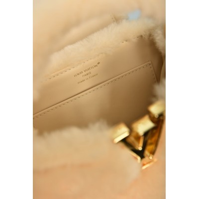 Louis Vuitton Capusnow