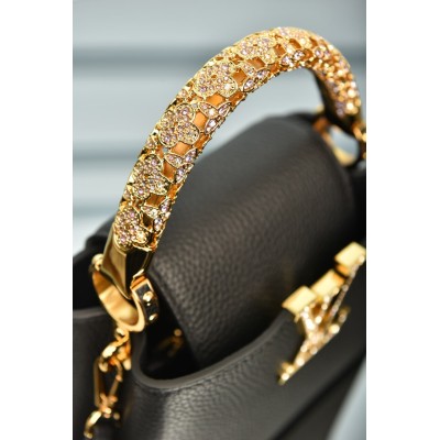 Louis Vuitton Capucines Mini