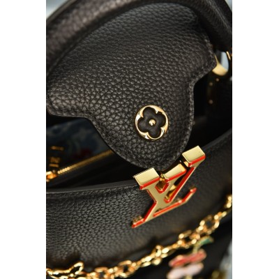 Louis Vuitton Capucines Mini