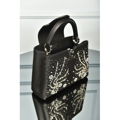 Louis Vuitton Capucines BB