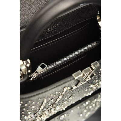 Louis Vuitton Capucines BB