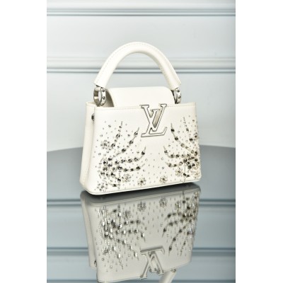 Louis Vuitton Capucines Mini