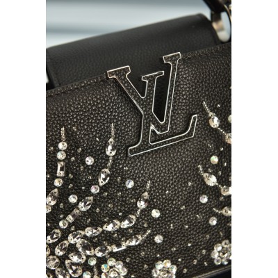 Louis Vuitton Capucines Mini