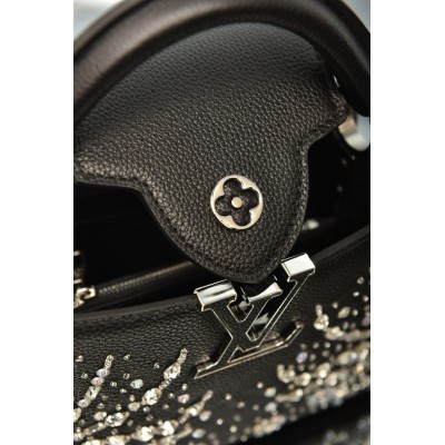 Louis Vuitton Capucines Mini