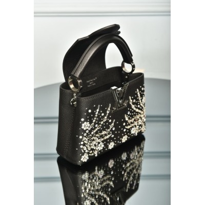 Louis Vuitton Capucines Mini