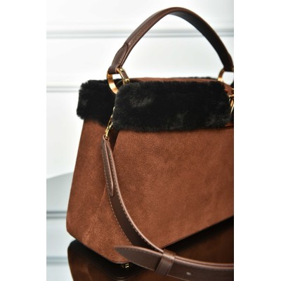 Louis Vuitton Capucines MM Souple