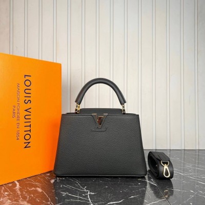 Louis Vuitton Capucines BB