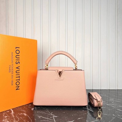 Louis Vuitton Capucines BB