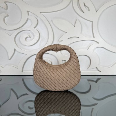 Bottega Veneta Mini Veneta