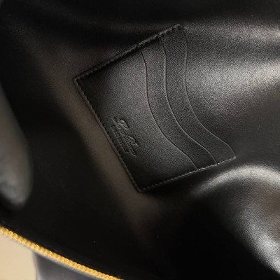 Loro Piana Extra Clutch L36