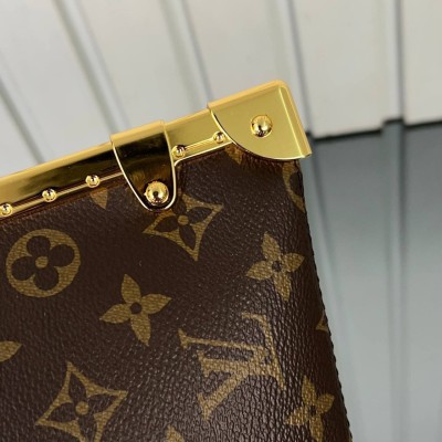 Louis Vuitton Lucky Trunk