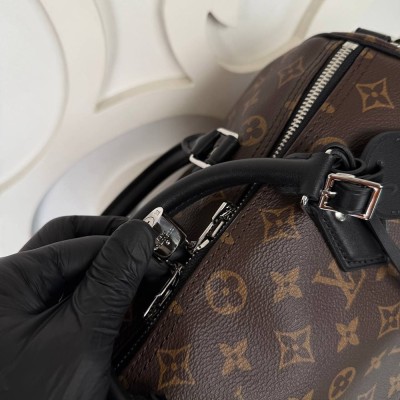 Louis Vuitton Speedy Soft 30 Dark