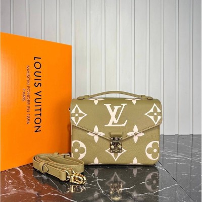Louis Vuitton Pochette Metis