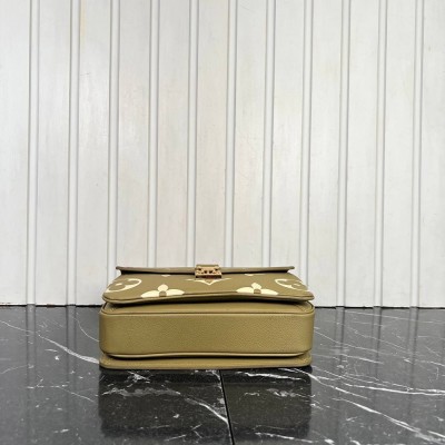 Louis Vuitton Pochette Metis