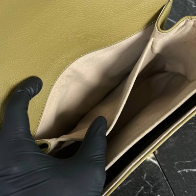 Louis Vuitton Pochette Metis