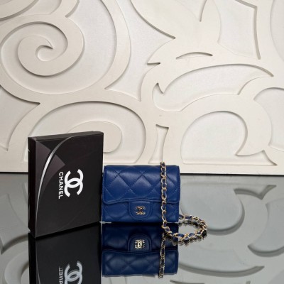 Chanel CC Mini Chain Crossbody Wallet