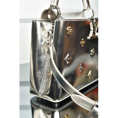 Louis Vuitton Capucines BB