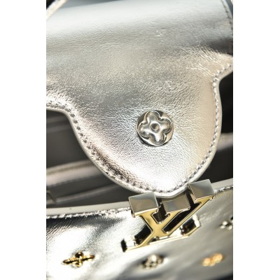 Louis Vuitton Capucines BB