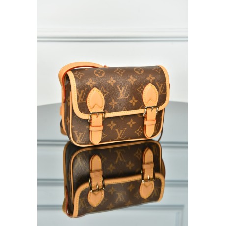 Louis Vuitton Satchel Wearable Wallet