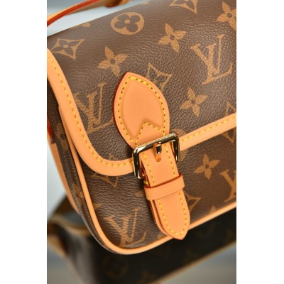 Louis Vuitton Satchel Wearable Wallet