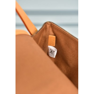 Louis Vuitton Satchel Wearable Wallet