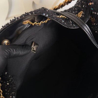 Chanel 25 Medium Handbag