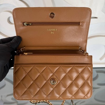 Chanel Pochette Wallet on Chain