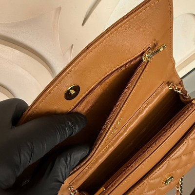 Chanel Pochette Wallet on Chain