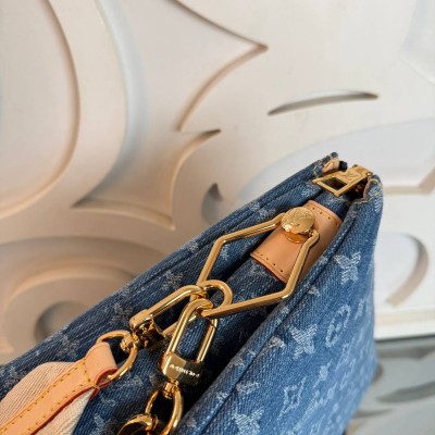 Louis Vuitton Coussin PM