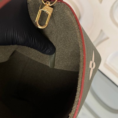 Louis Vuitton All In BB