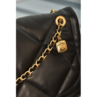 Chanel Shopping Bag