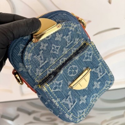 Louis Vuitton Fairfax Pochette