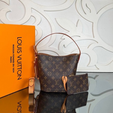 Louis Vuitton All In BB