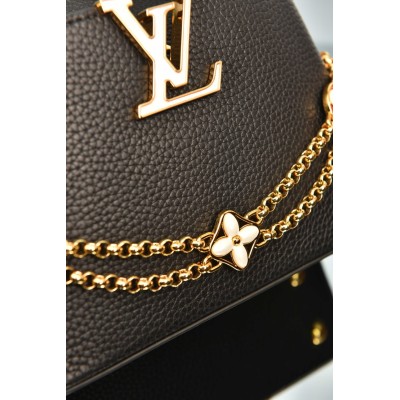 Louis Vuitton Capucines Mini