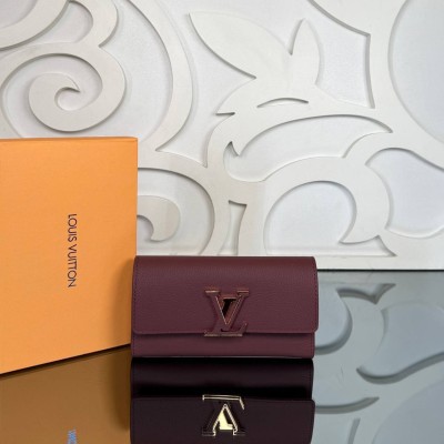 Louis Vuitton Capucines Wallet