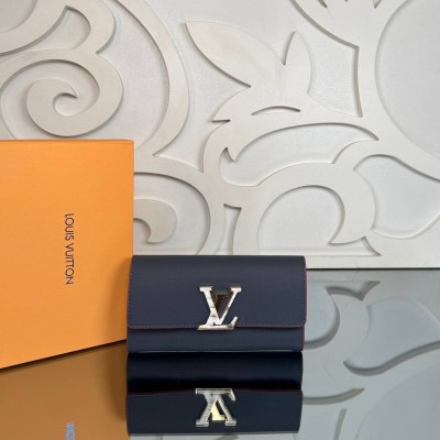 Louis Vuitton Capucines Wallet